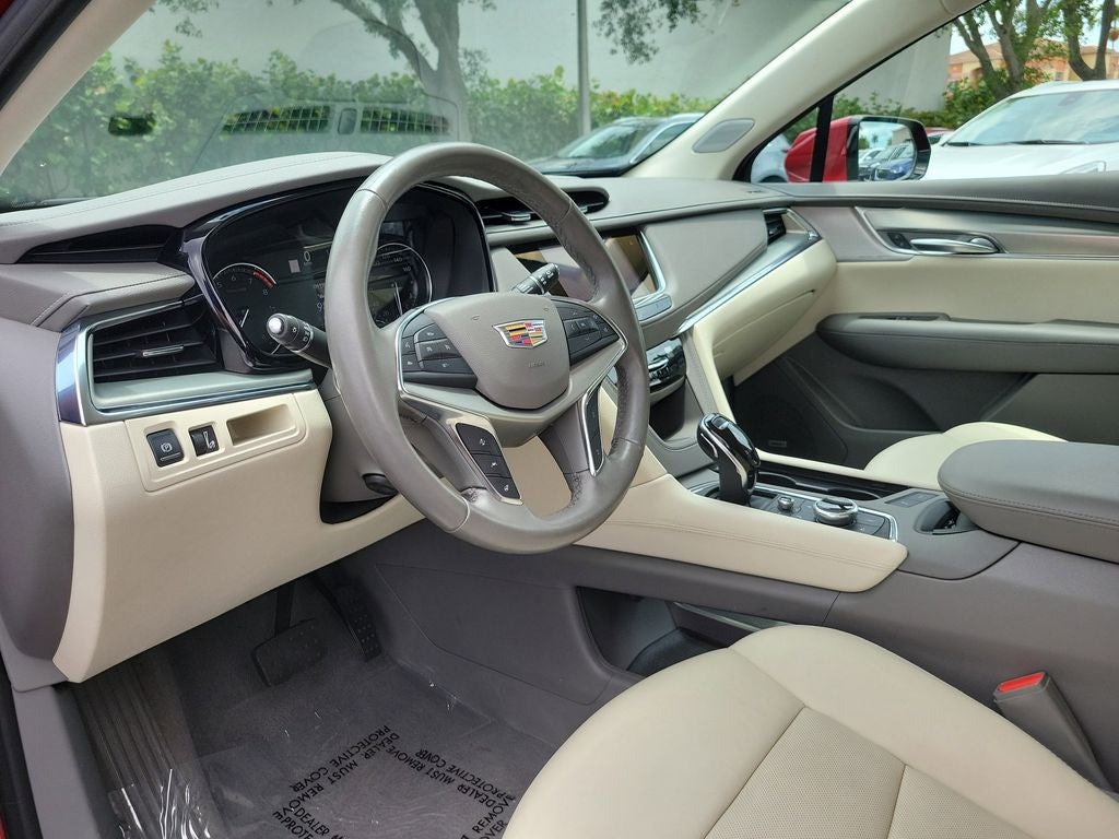 2022 Cadillac XT5 Premium Luxury