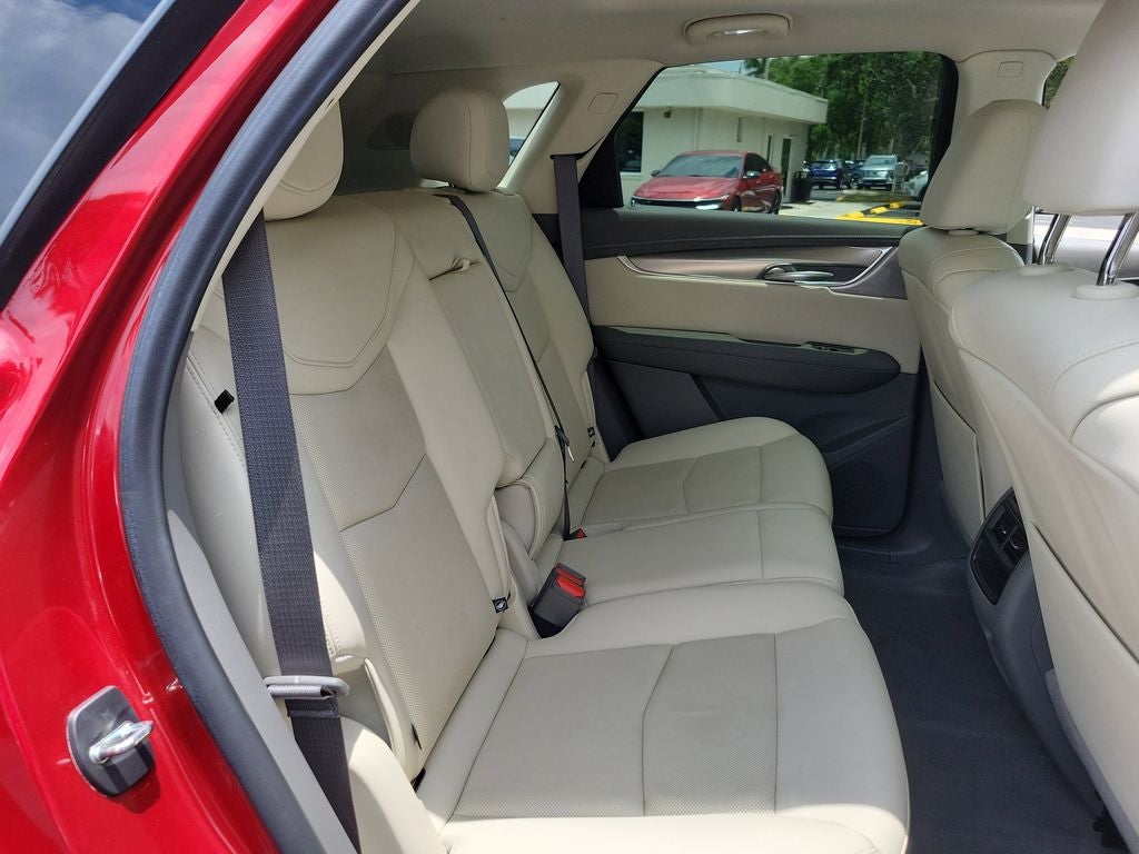 2022 Cadillac XT5 Premium Luxury