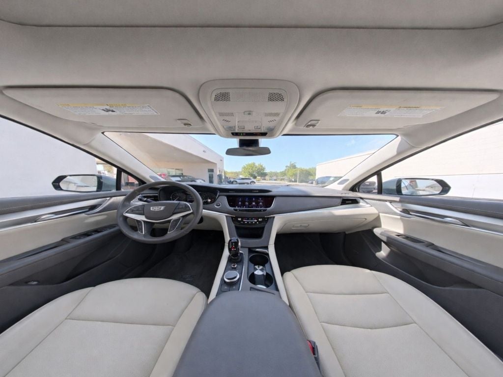 2023 Cadillac XT5 Premium Luxury