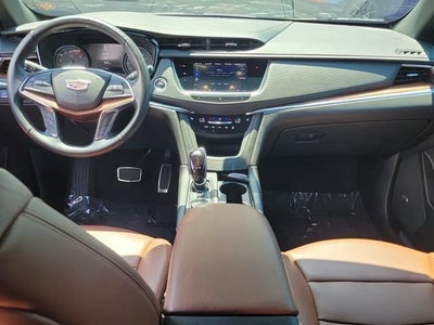 2021 Cadillac XT5 FWD Premium Luxury