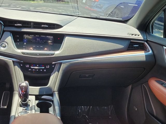 2021 Cadillac XT5 FWD Premium Luxury
