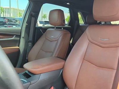 2021 Cadillac XT5 FWD Premium Luxury