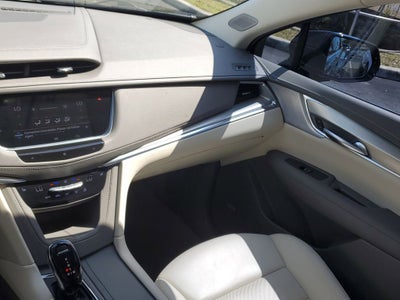 2021 Cadillac XT5 FWD Premium Luxury