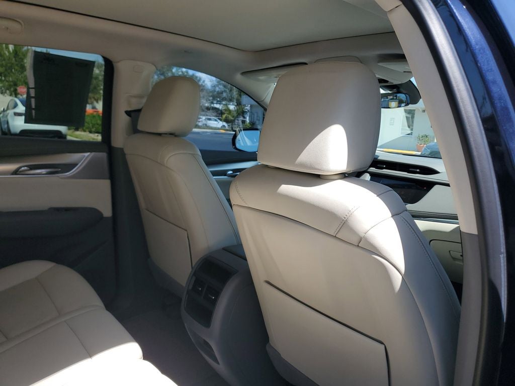 2021 Cadillac XT5 FWD Premium Luxury