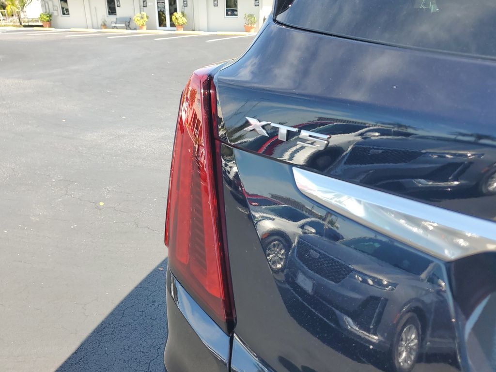 2021 Cadillac XT5 FWD Premium Luxury