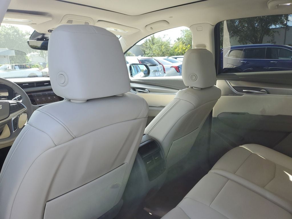 2023 Cadillac XT5 Premium Luxury