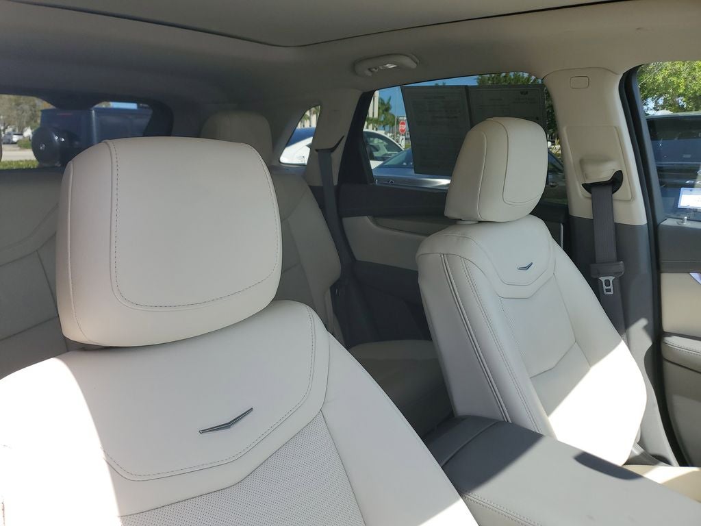 2023 Cadillac XT5 Premium Luxury