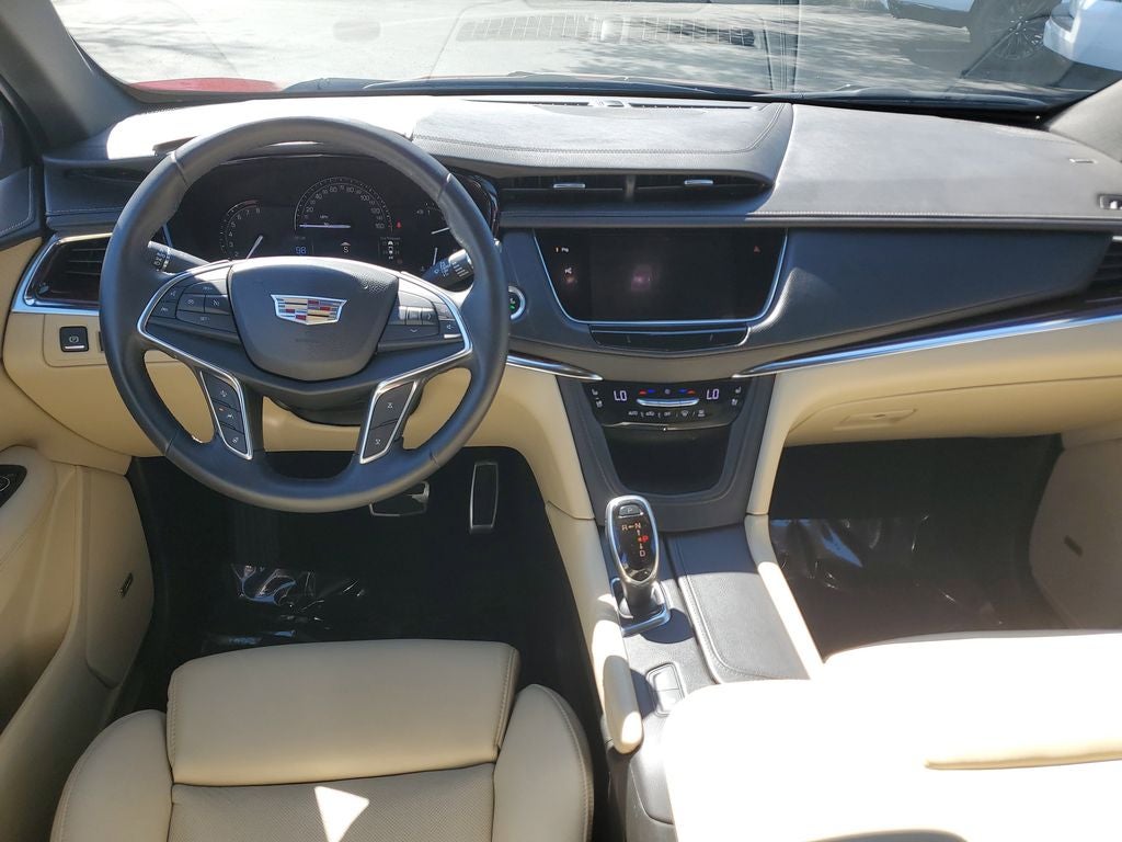 2017 Cadillac XT5 Premium Luxury FWD