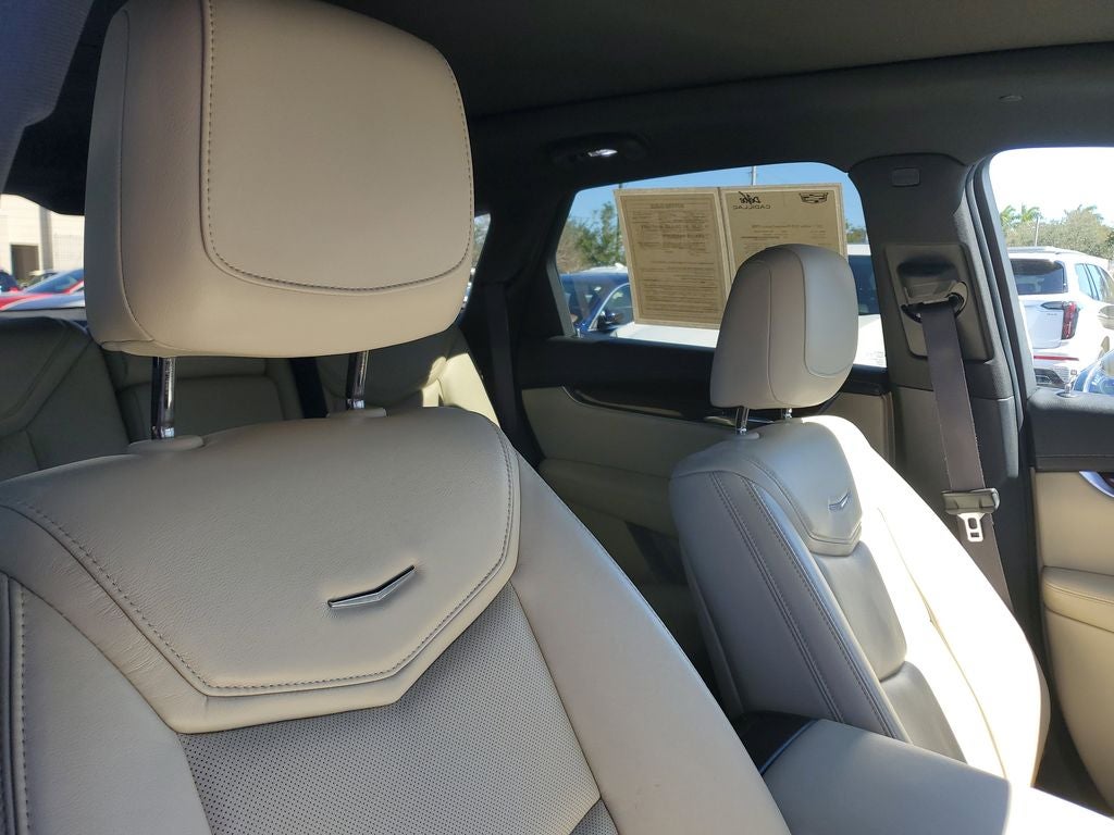 2017 Cadillac XT5 Premium Luxury FWD