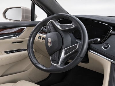 2018 Cadillac XT5 Luxury FWD