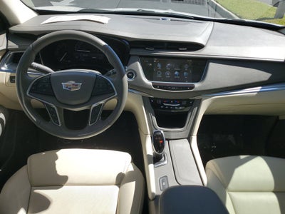 2019 Cadillac XT5 Luxury FWD