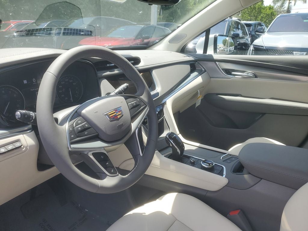 2025 Cadillac XT5 Premium Luxury