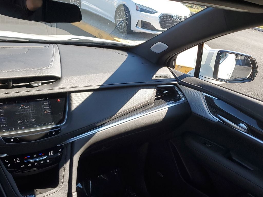 2025 Cadillac XT5 Premium Luxury