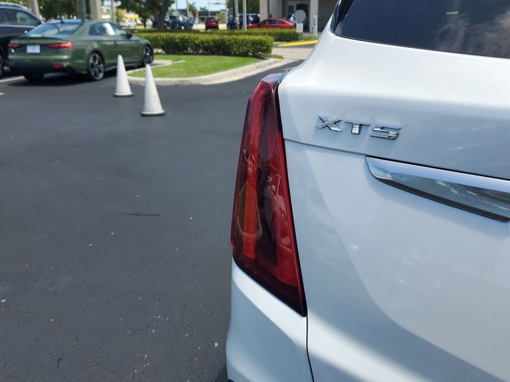 2023 Cadillac XT5 Premium Luxury