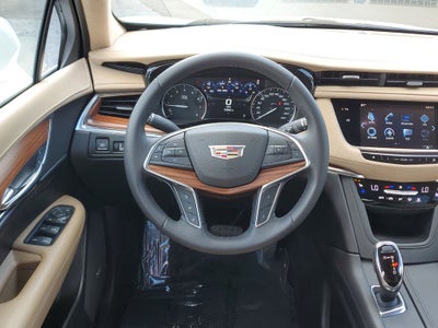 2017 Cadillac XT5 Platinum AWD