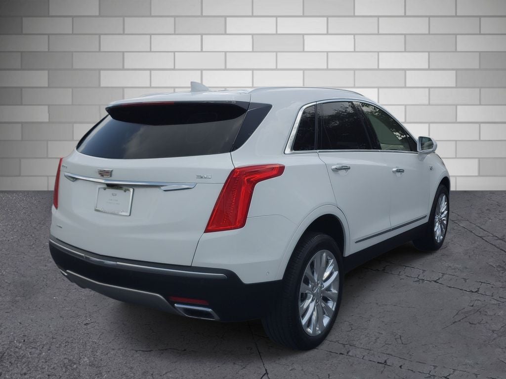 2017 Cadillac XT5 Platinum AWD