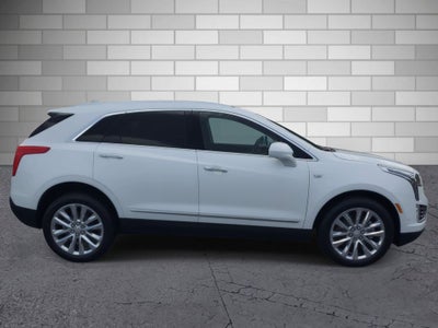 2017 Cadillac XT5 Platinum AWD