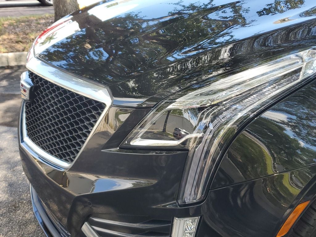 2022 Cadillac XT5 Sport