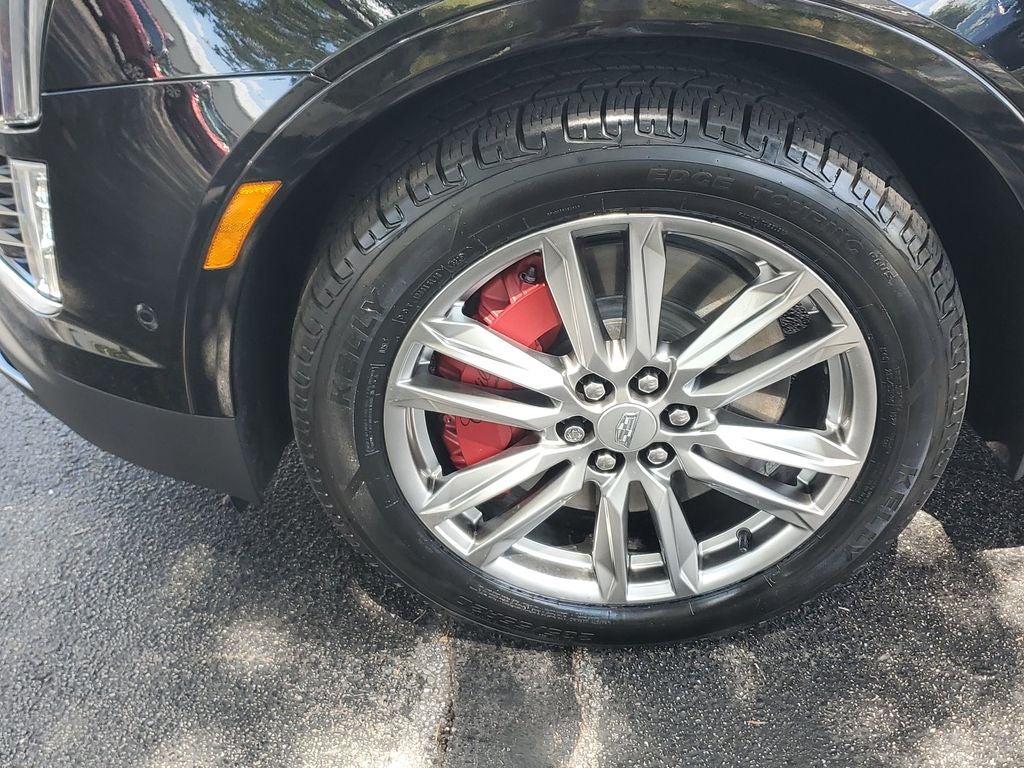 2022 Cadillac XT5 Sport
