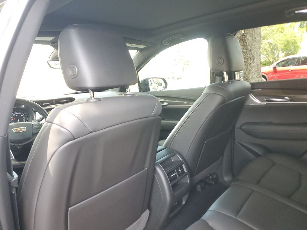 2022 Cadillac XT5 Sport