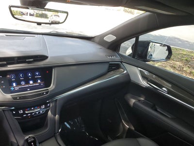 2022 Cadillac XT5 Sport