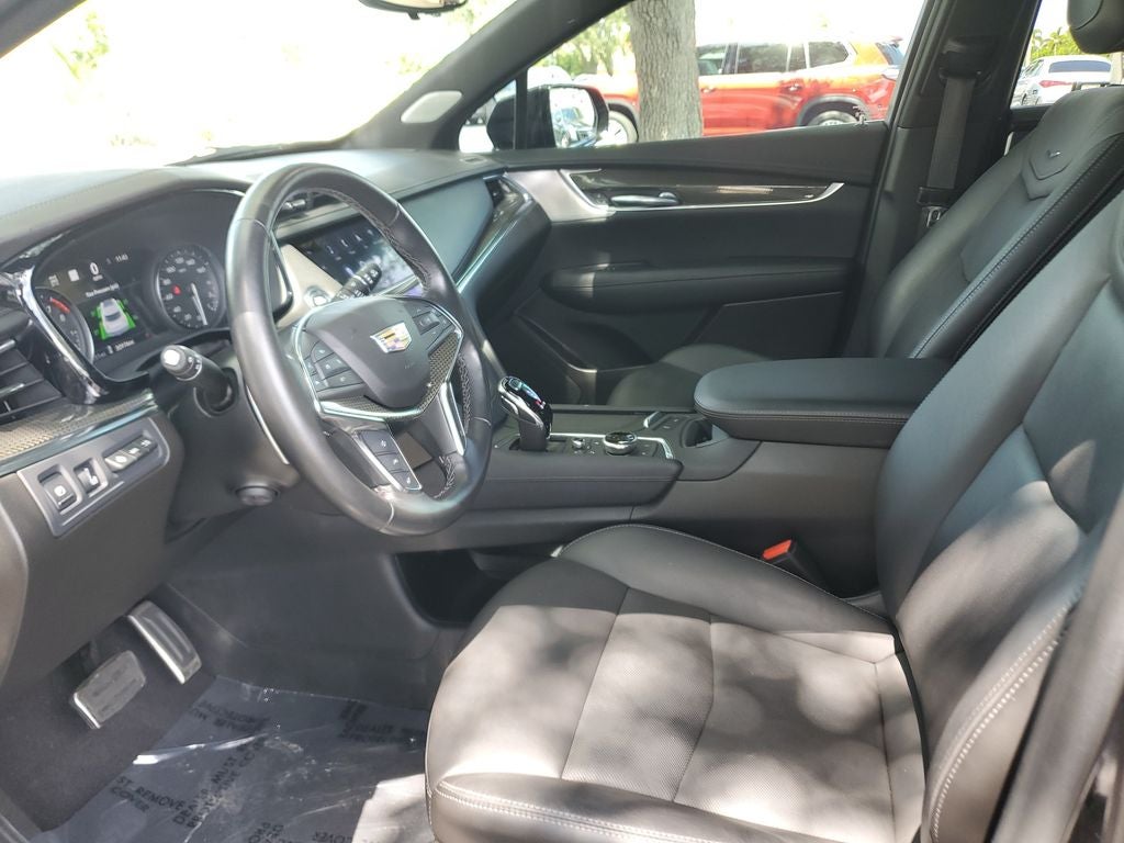 2022 Cadillac XT5 Sport