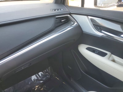 2023 Cadillac XT5 Sport