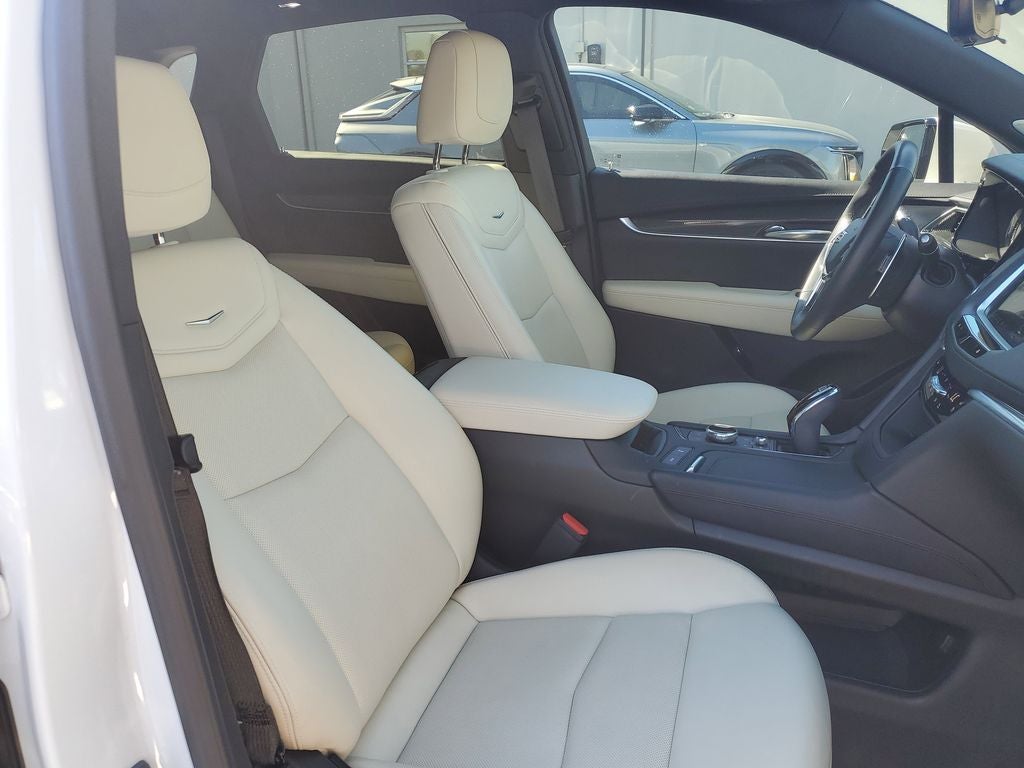 2023 Cadillac XT5 Sport