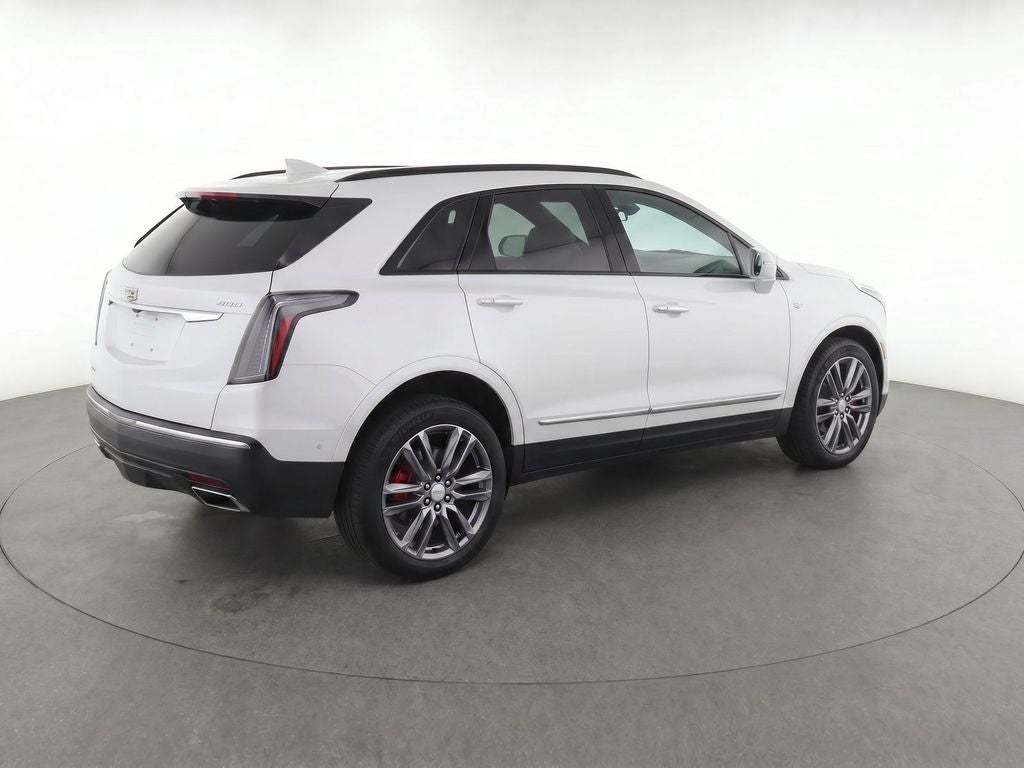 2026 Cadillac XT5 Sport