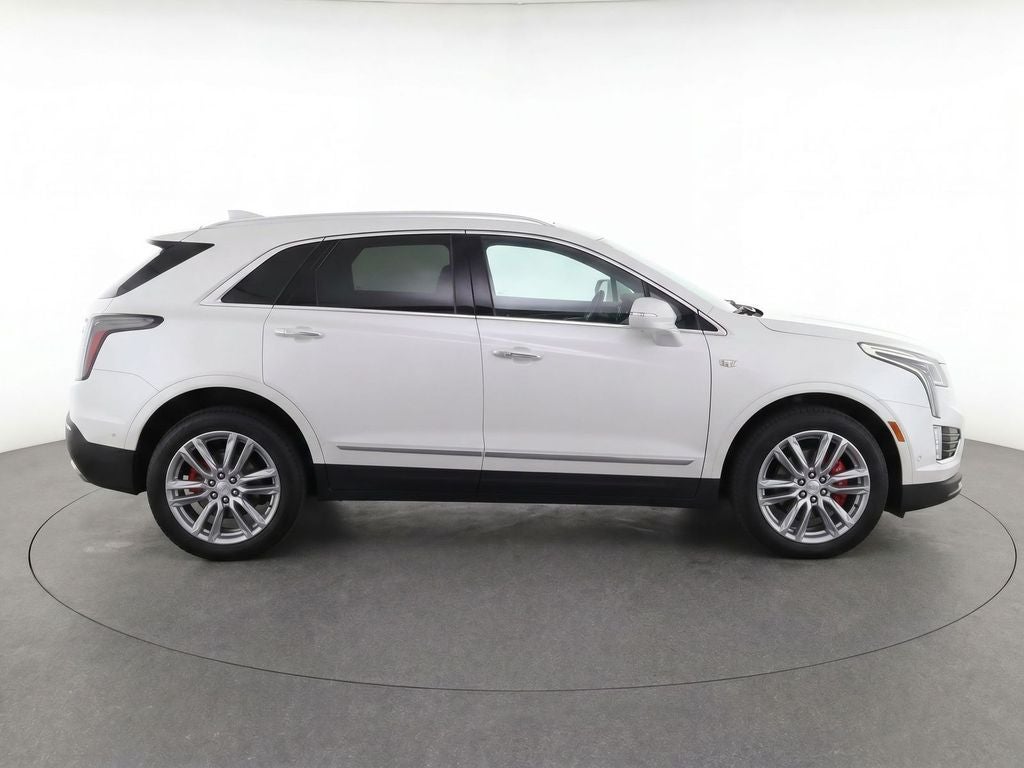 2026 Cadillac XT5 Sport