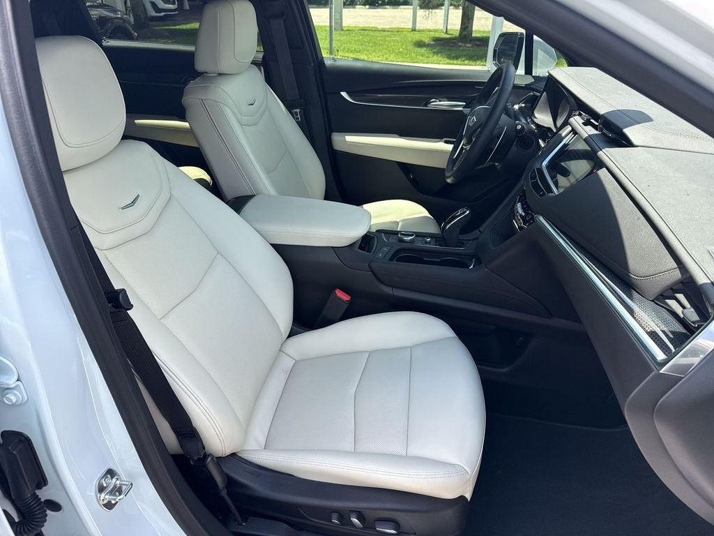 2026 Cadillac XT5 Sport