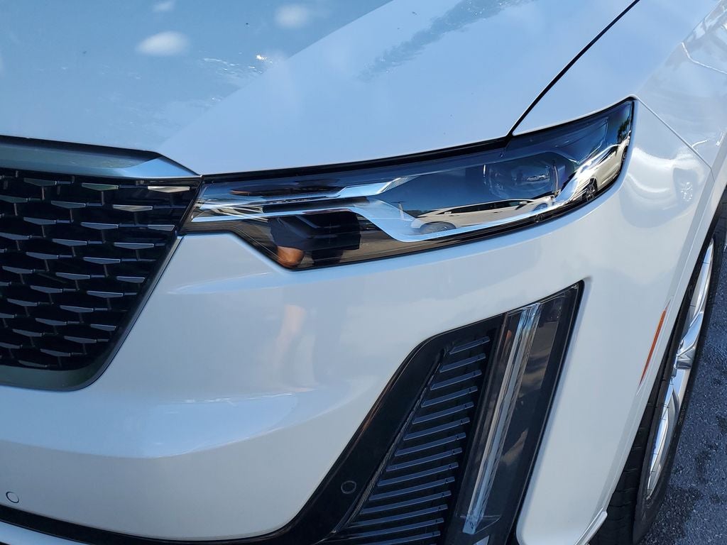 2025 Cadillac XT6 Luxury