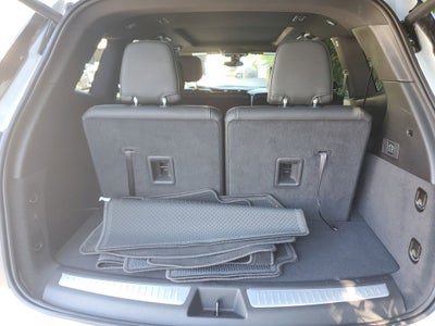 2025 Cadillac XT6 Luxury