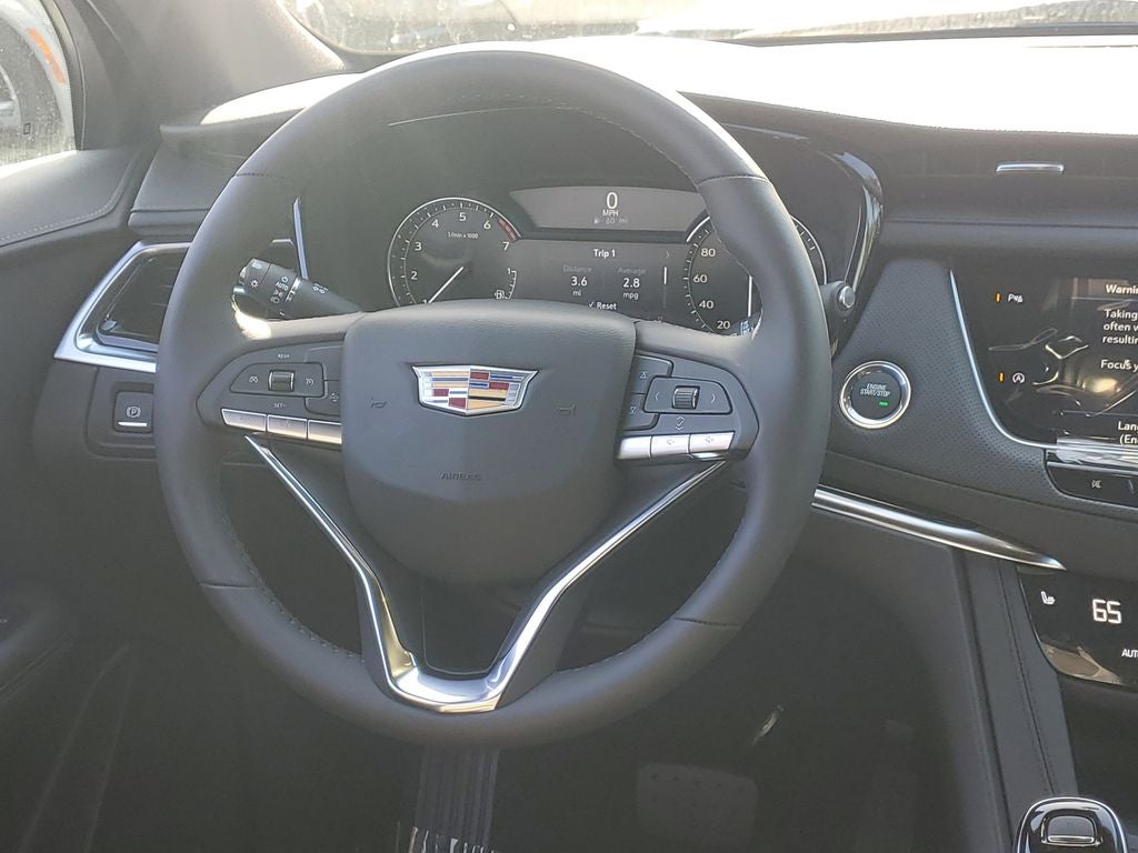 2025 Cadillac XT6 Luxury