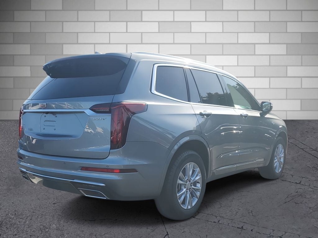 2025 Cadillac XT6 Luxury