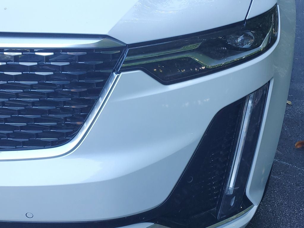 2025 Cadillac XT6 Luxury