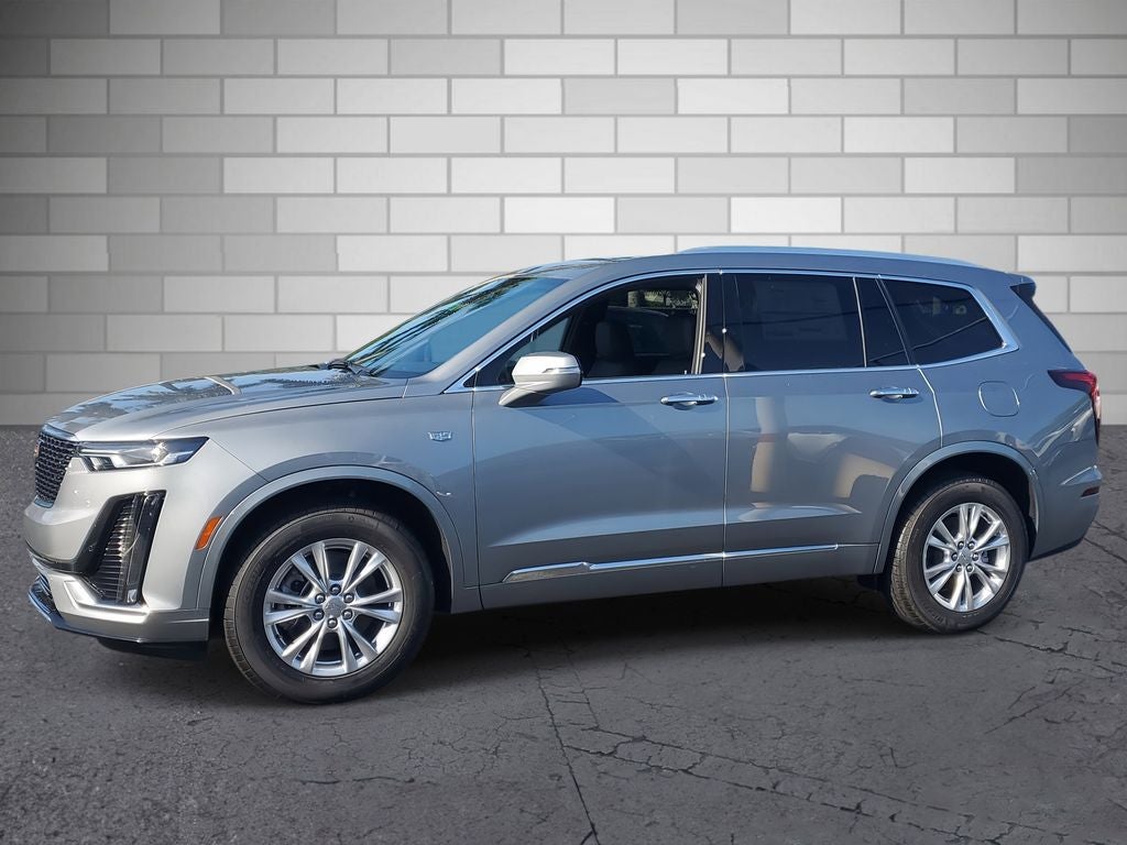 2025 Cadillac XT6 Luxury