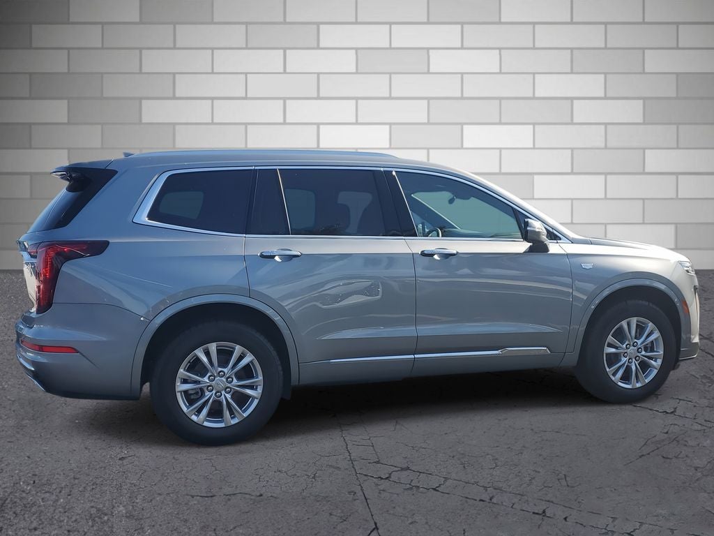 2025 Cadillac XT6 Luxury