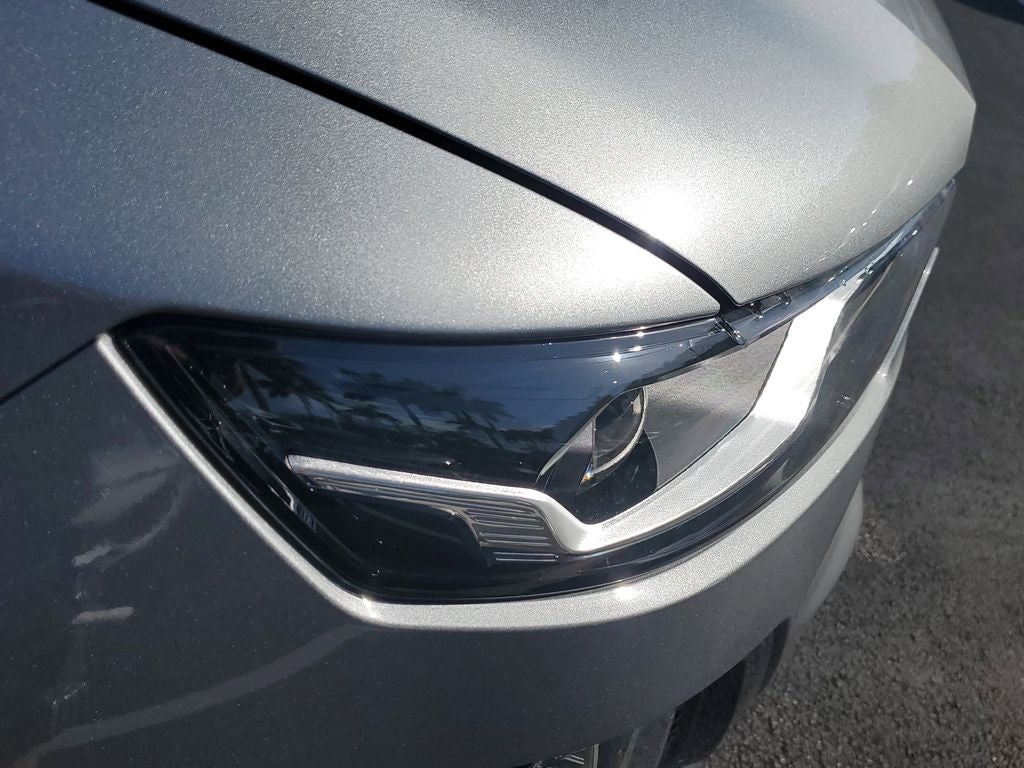 2025 Cadillac XT6 Luxury