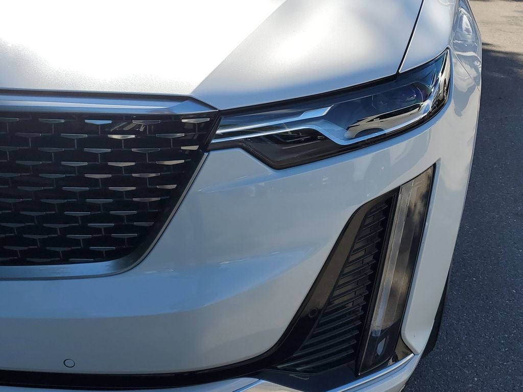 2025 Cadillac XT6 Luxury
