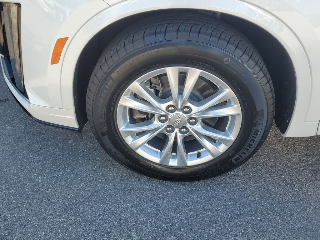 2025 Cadillac XT6 Luxury