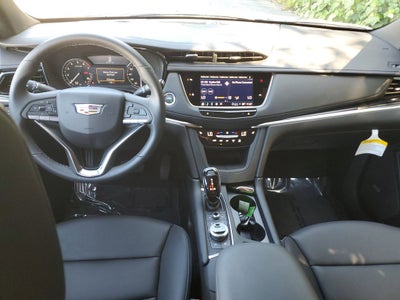 2025 Cadillac XT6 Luxury