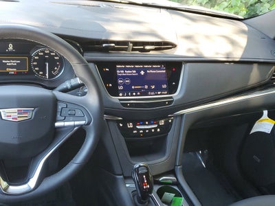 2025 Cadillac XT6 Luxury