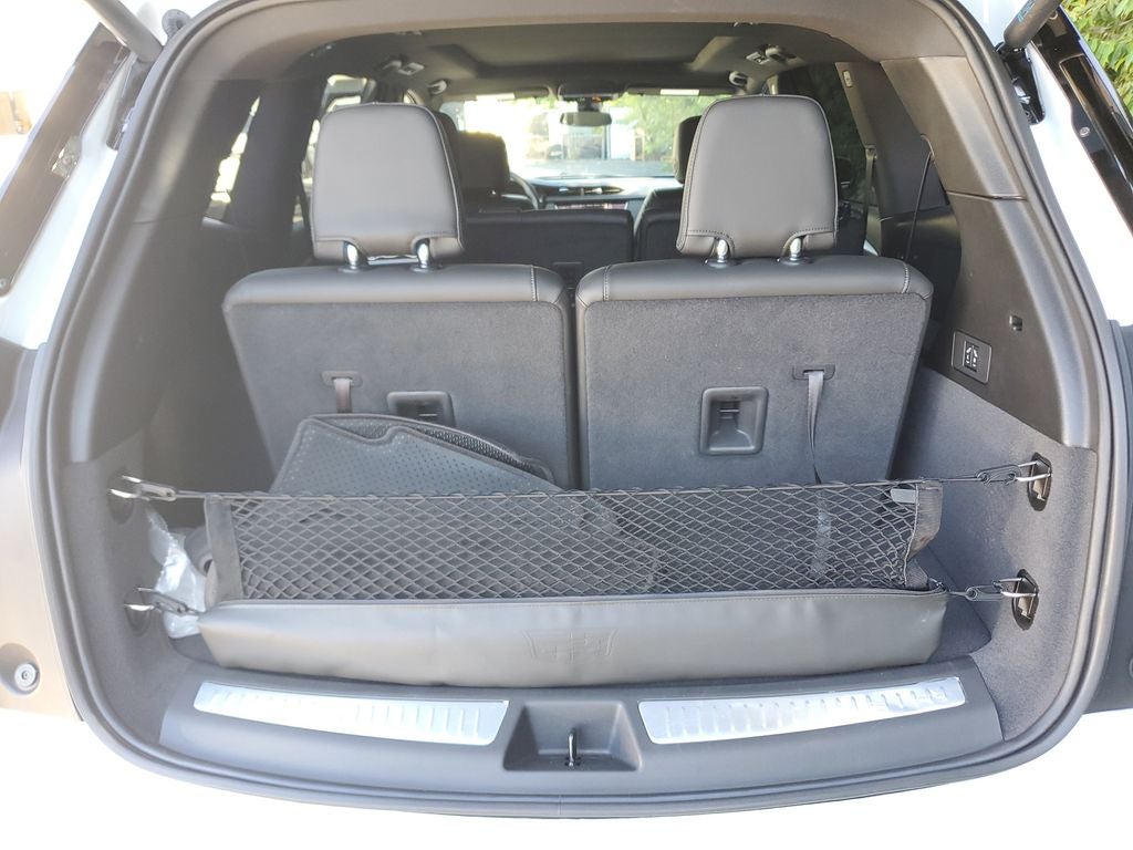 2025 Cadillac XT6 Luxury