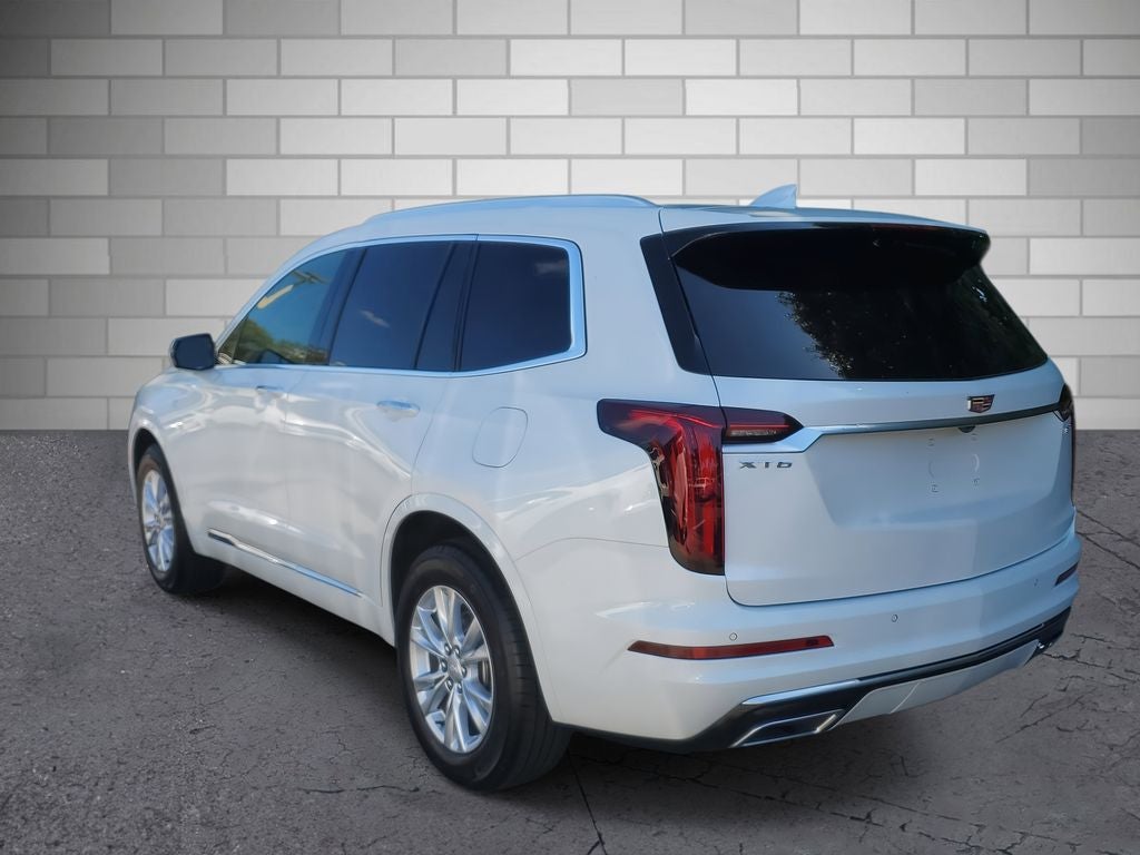 2025 Cadillac XT6 Luxury