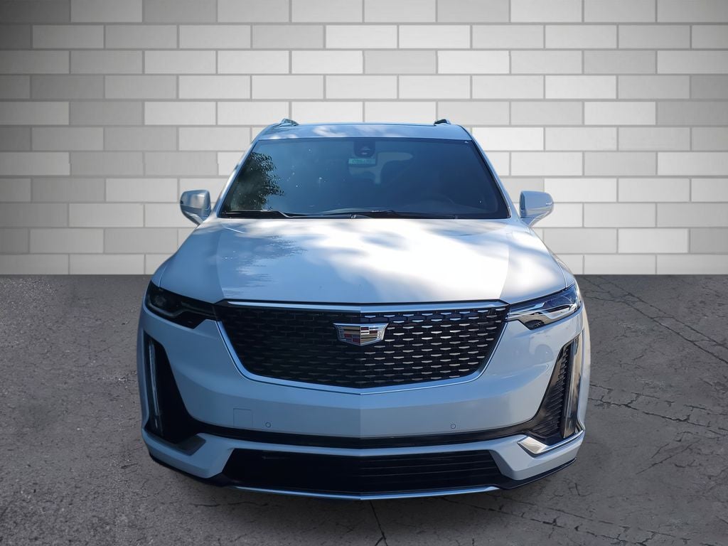 2025 Cadillac XT6 Luxury