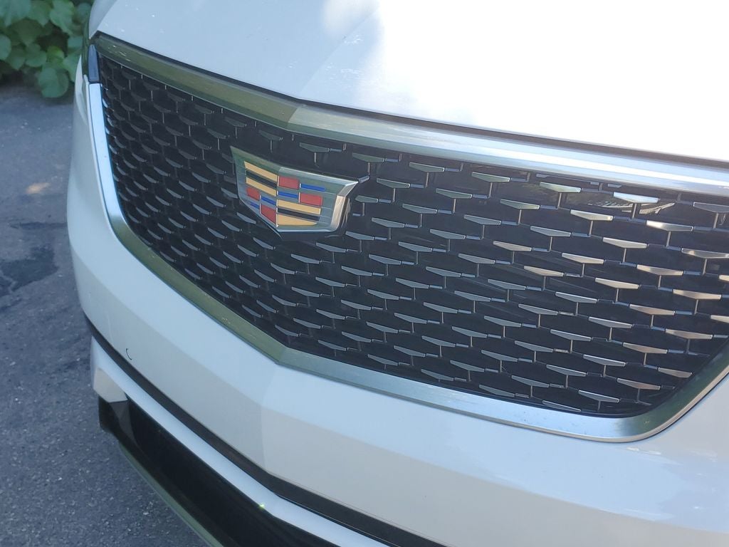 2025 Cadillac XT6 Luxury