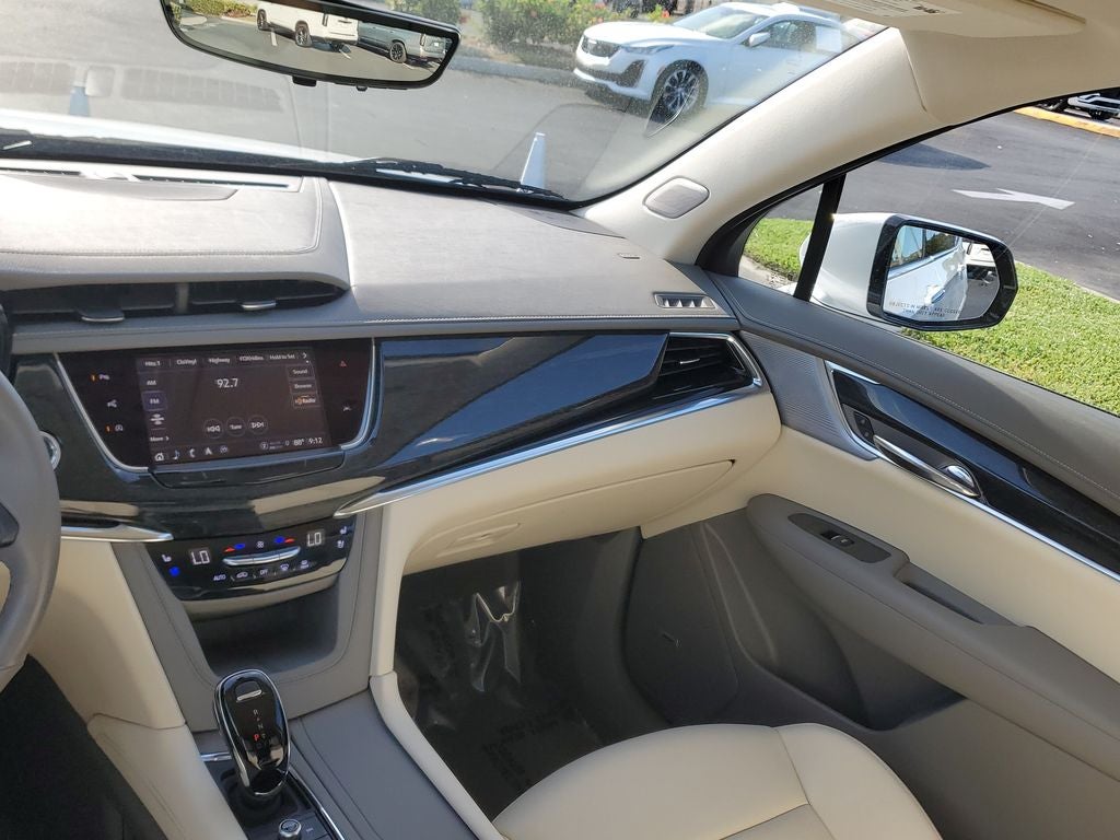 2023 Cadillac XT6 Premium Luxury