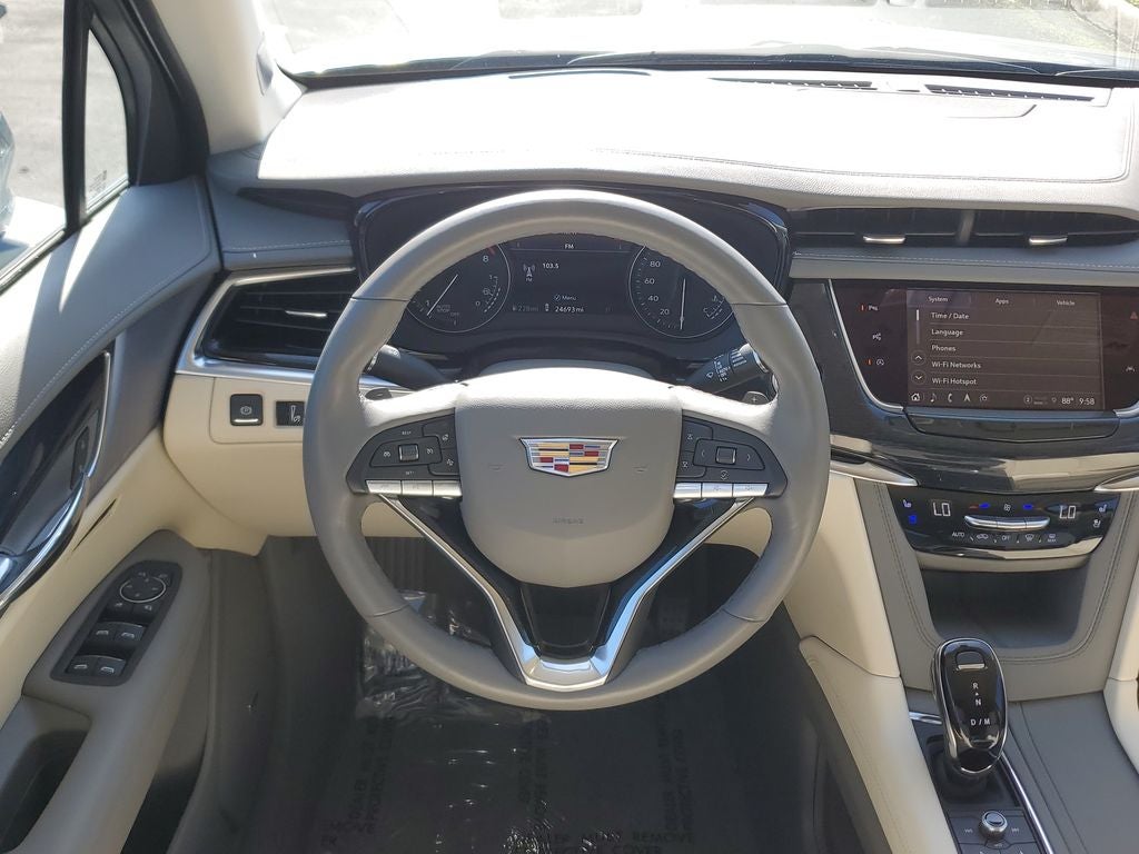 2024 Cadillac XT6 Premium Luxury
