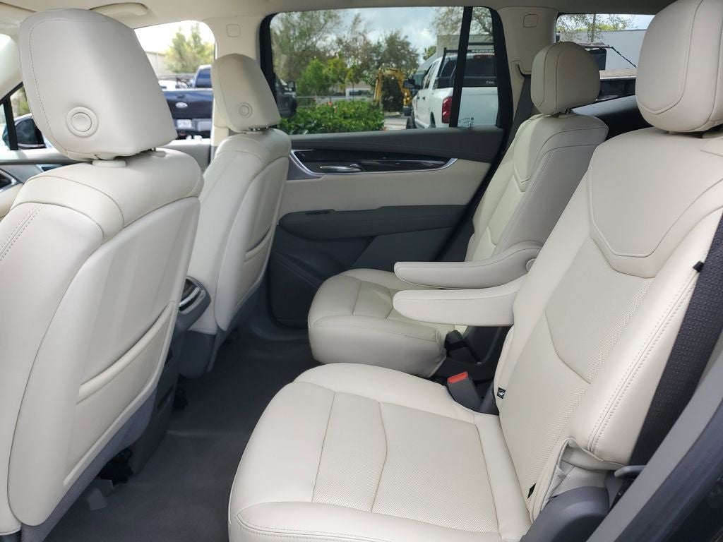 2023 Cadillac XT6 Premium Luxury